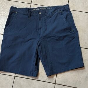 Eddie Bauer Deep Navy Flat Front Carpenter Men's Shorts Sz 38, NWOT